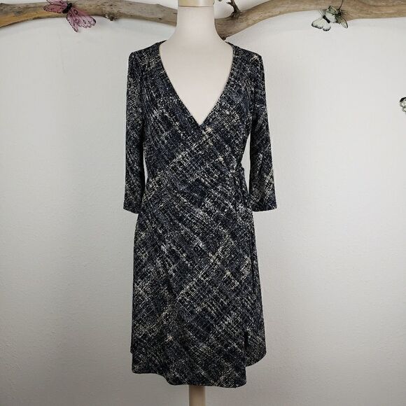 Motherhood Maternity Dresses & Skirts - Motherhood maternity wrap dress